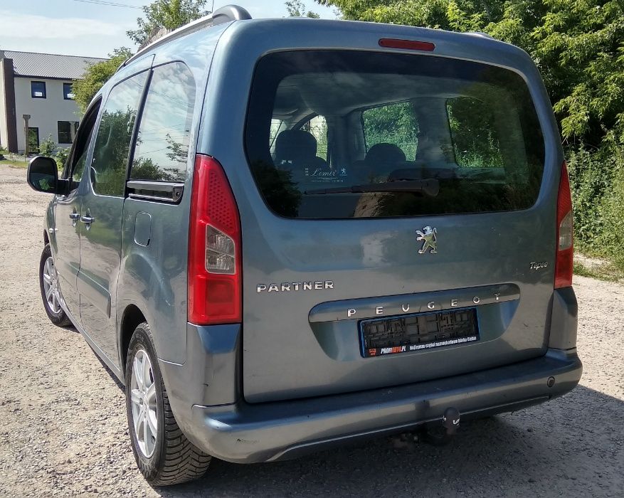 Двері задні Ляда Роспашонка Берлинго Партер Berlingo Partner B9 Пежо