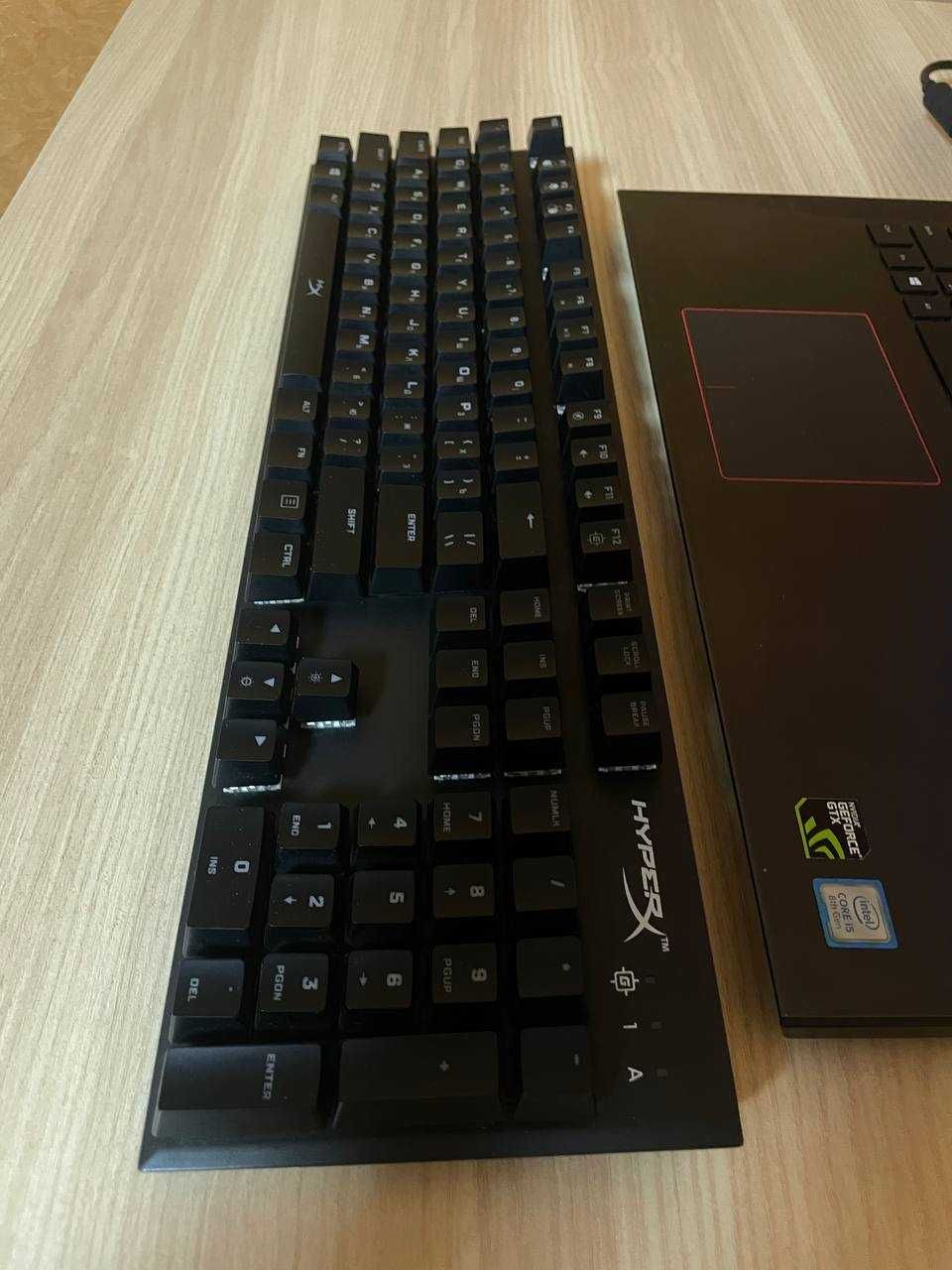 Топовая механическая клавиатура HyperX Alloy Fps RGB Kailh Silver