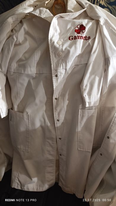 Халаты медицинские б/у хорошего качества