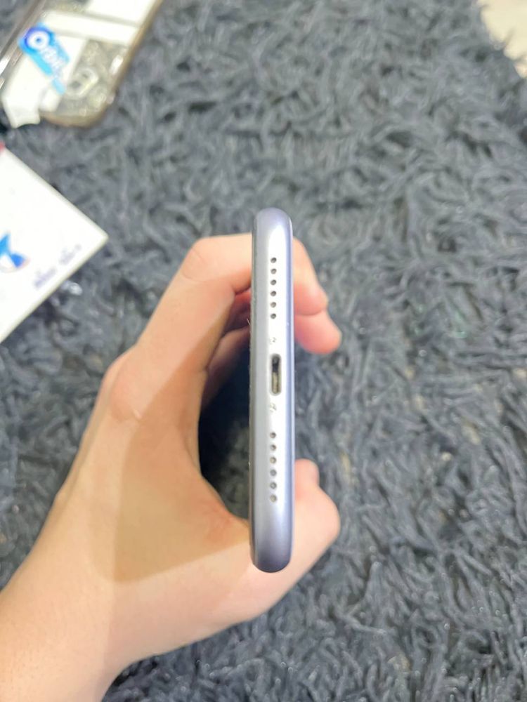 iPhone 11 64gb,в хорошому стані