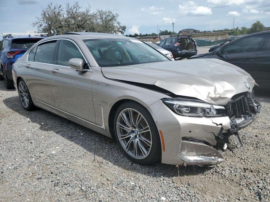 BMW 7 series 750i 2020 року