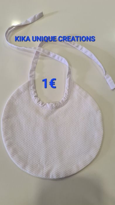 São 6 babetes. 1€ cada. 5€ os 6.