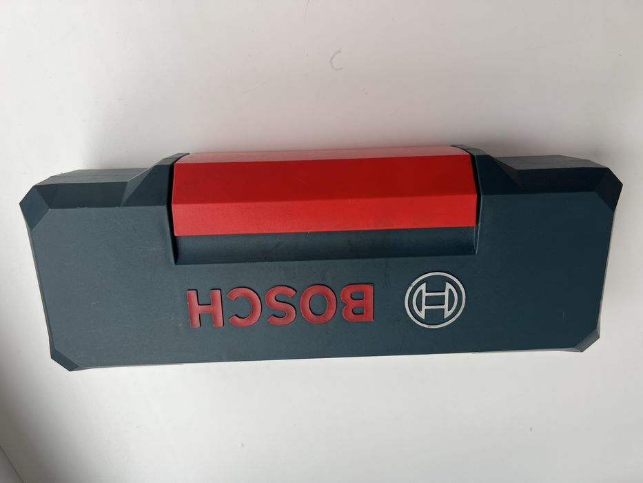 Акумуляторна електровикрутка Bosch