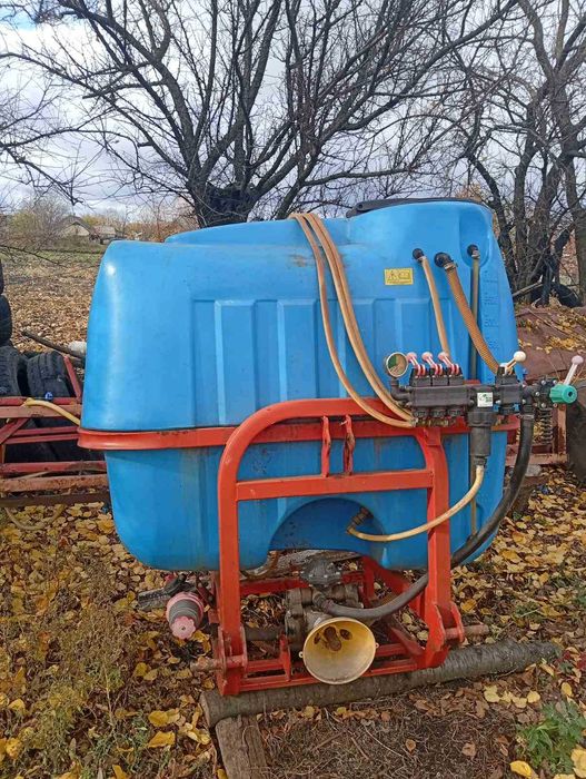 Оприскувач 600л 12м