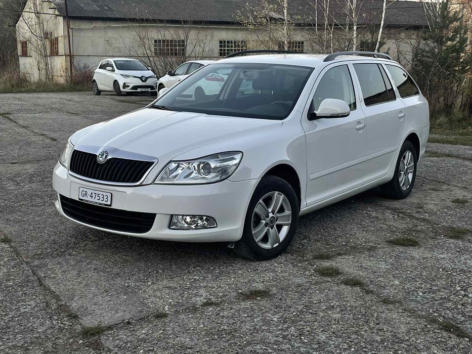 Продам  машину Шкоду (Skoda Octavia)