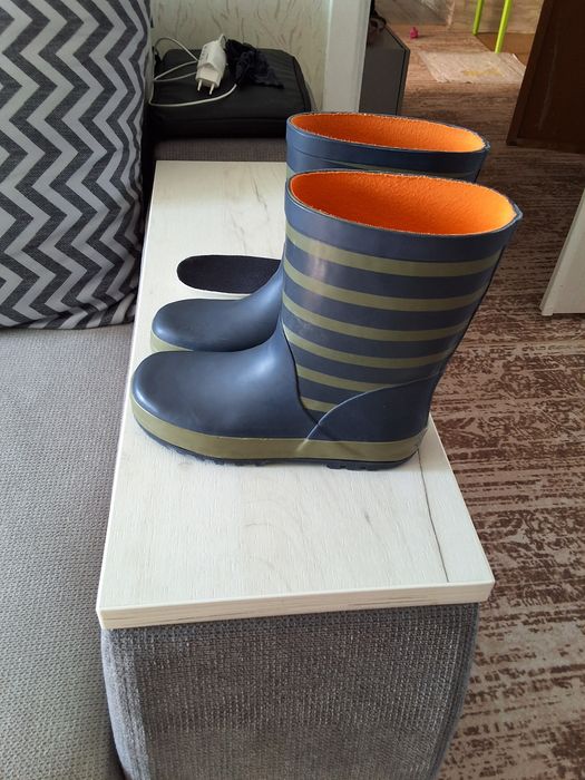 Продам резиновые сапог 34 розмір 21,5 см