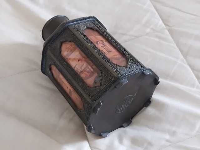 Caixa Antiga de Chá Oriental