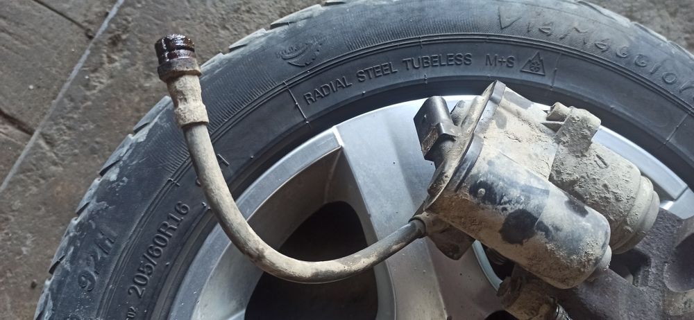 Супорт до пасата Б 6, на 6-ть зубів.