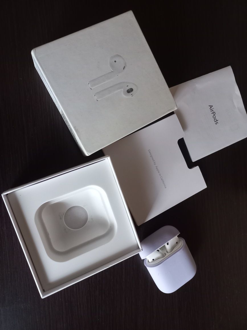 AirPods навушники 1 покоління