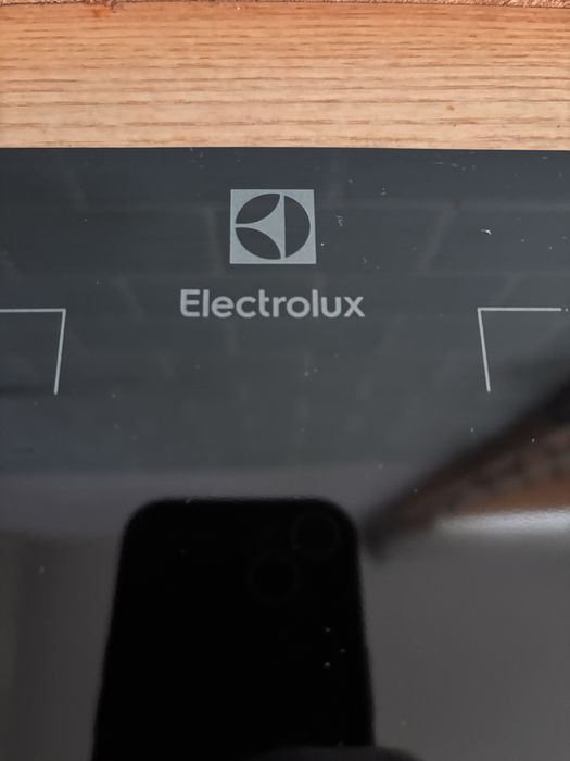 Plyta indukcyjna Electrolux  71cm/ 52cm