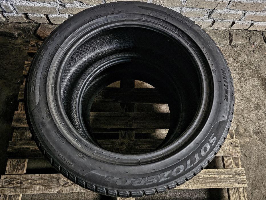 Зимова пара 245/45r17 Pirelli | 2021 | 6.5mm | Italy | Преміум | Ідеал