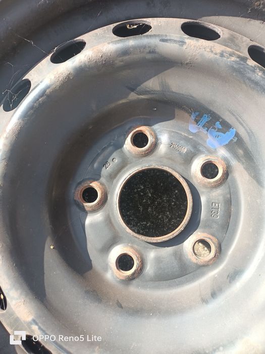 Opony na felgach 195/65R15 2szt.