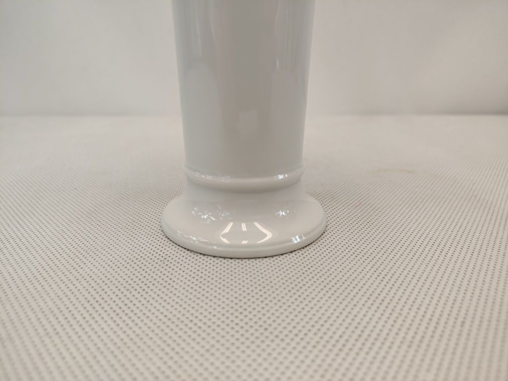 Porcelanowy wazon KPM Berlin.