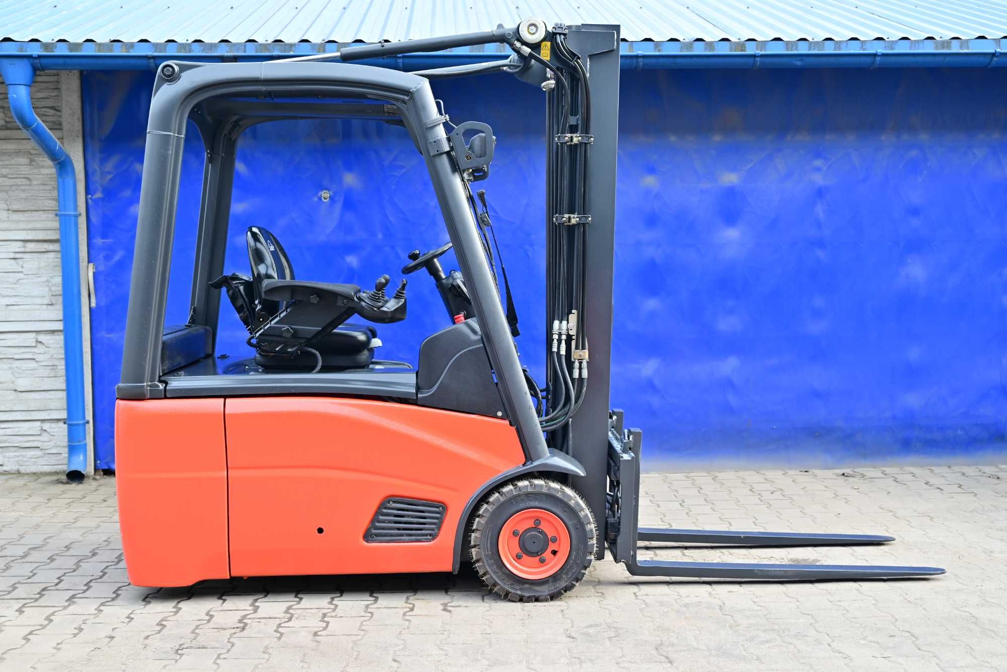 Wózek widłowy Linde E16 Triplex 452 cm 2012 rok 6465 mth FHP 368