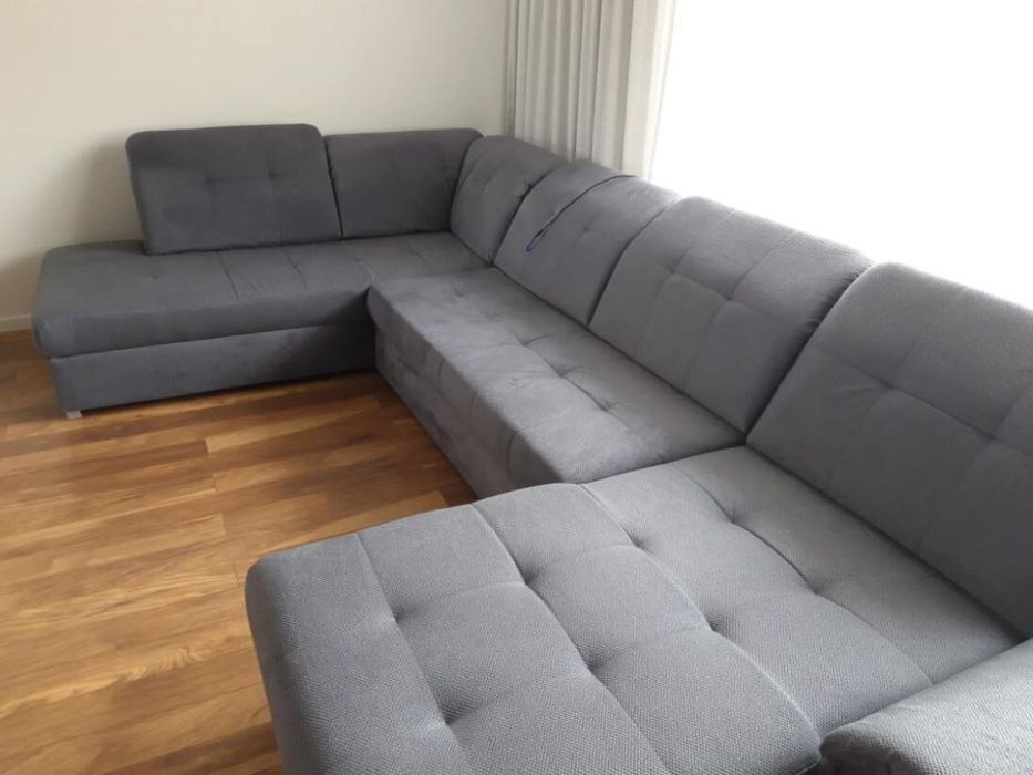 Duży naroznik w literę U z funkcją spania