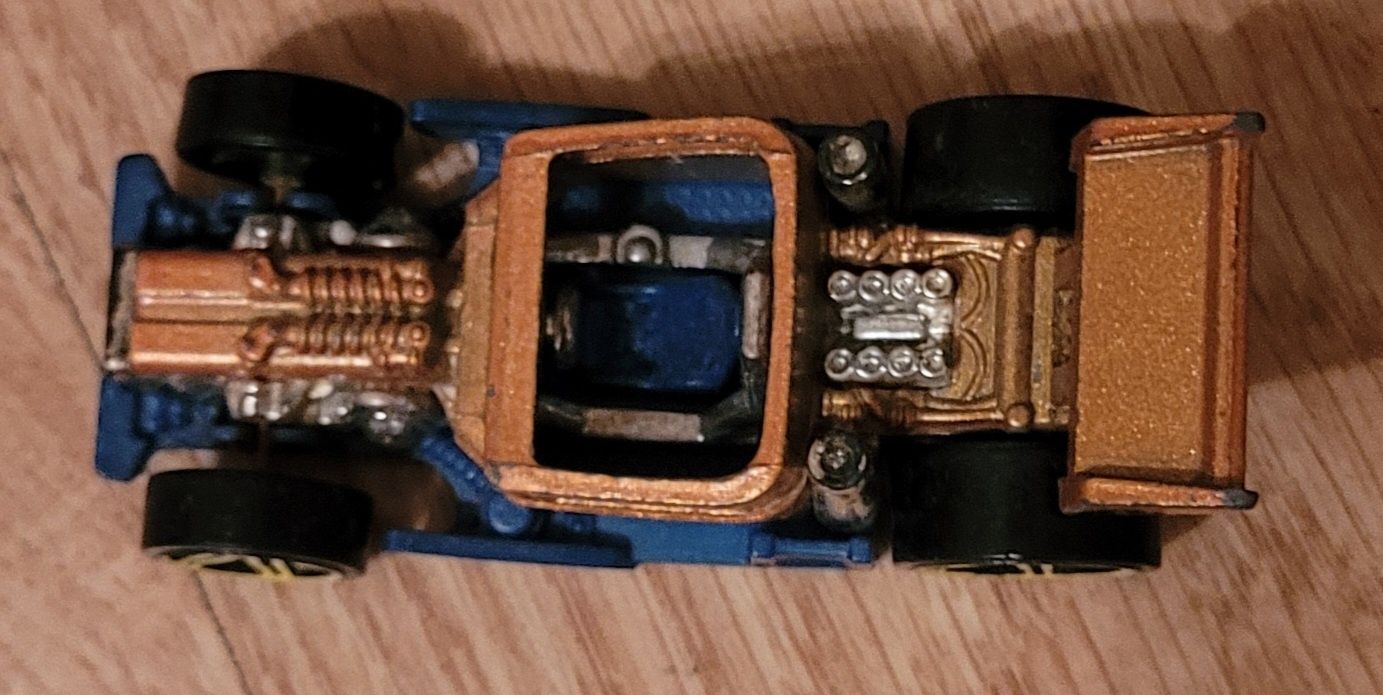 Sprzedam lub zamienię model samochodu hotwheels!