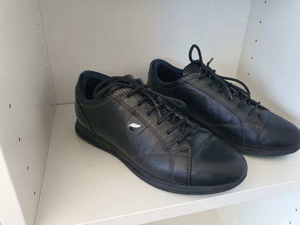 Sapatos/sapatilhas pretas geox