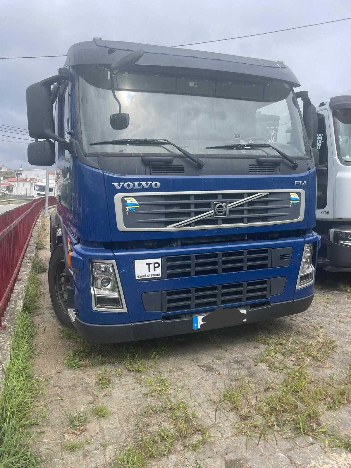 Camião trator Volvo FM 400