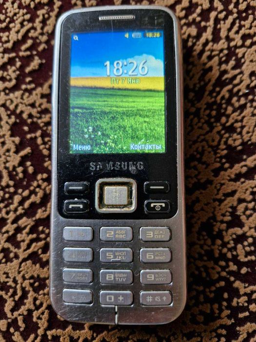 Продам SAMSUNG CC3322 рабочий, на 2 сим карты с зарядкой