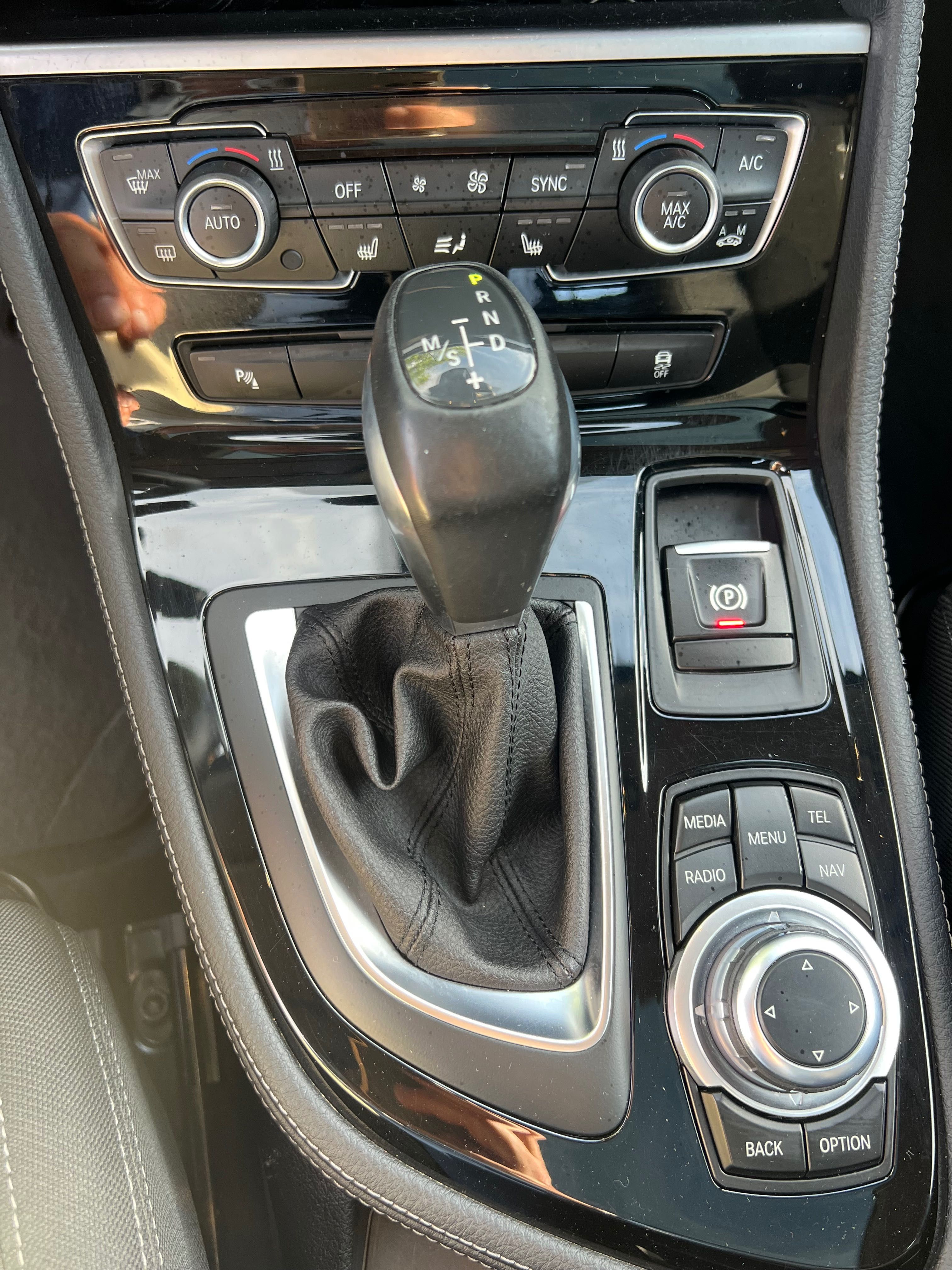BMW 218 Active Tourer  D-Line Sport