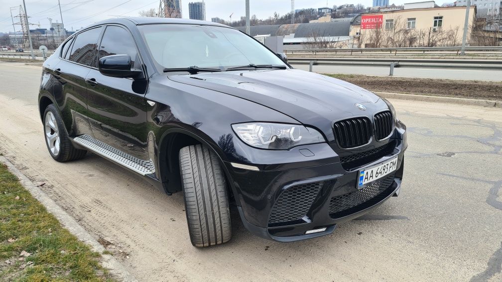 Продам BMW X6 2008 год 3.0 бензин