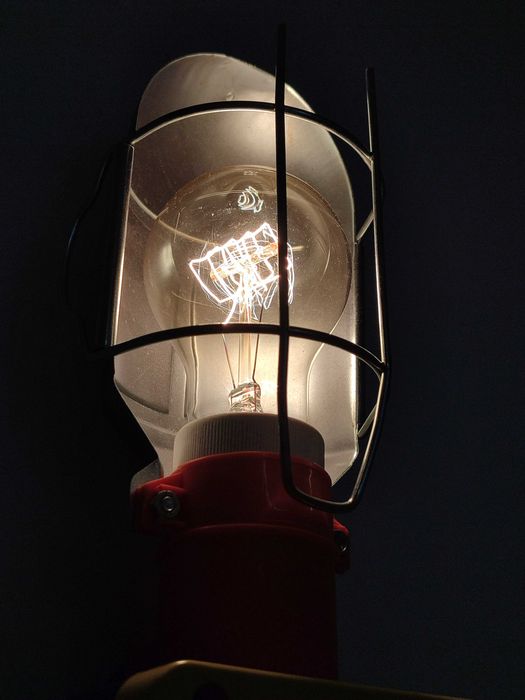 Candeeiro Industrial