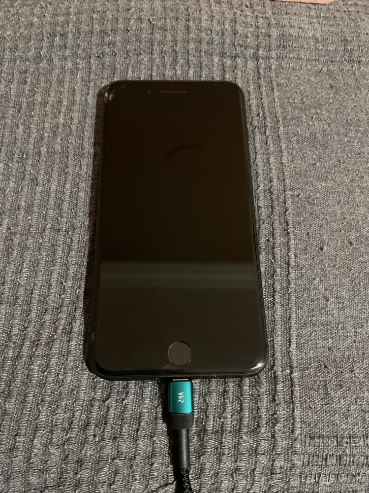 IPhone 8 Plus 64 Gb