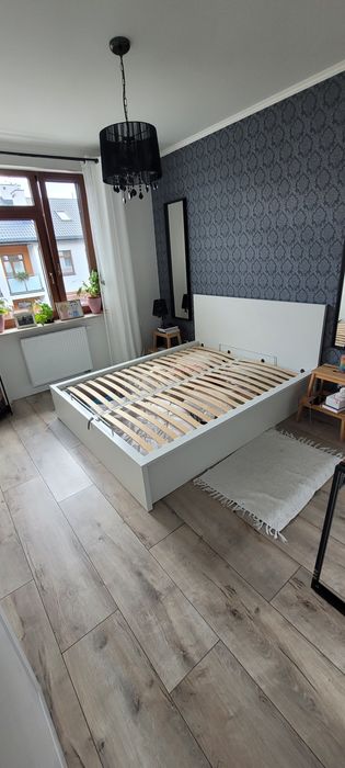 ŁÓŻKO IKEA MALM 160X200 z materacem i pojemnikiem na piościel