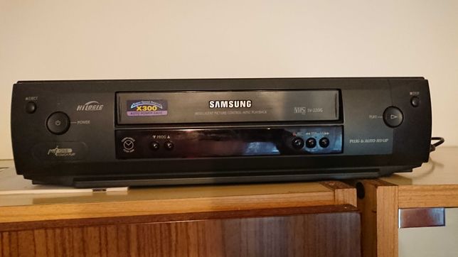 Magnetowid VHS Samsung SV-220G