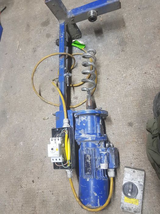 Mieszadło  urządzenie do...  Motoreduktor Rossi 0,6Kw