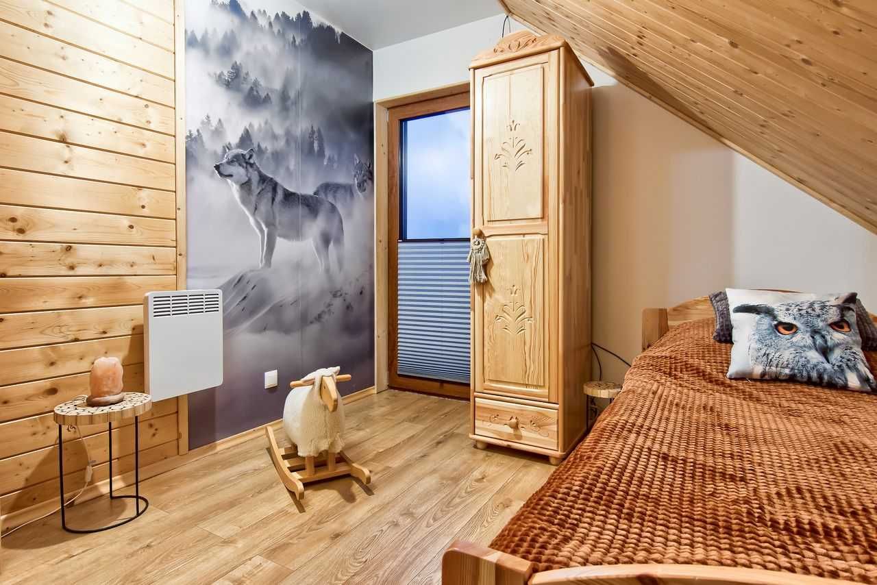 Domek w górach z jacuzzi na Wyłączność Beskid  plac zabaw