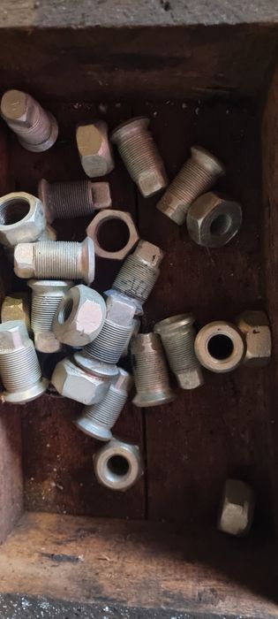 Ступицы карбюратор рамка гбц ГАЗ АА ММ М1