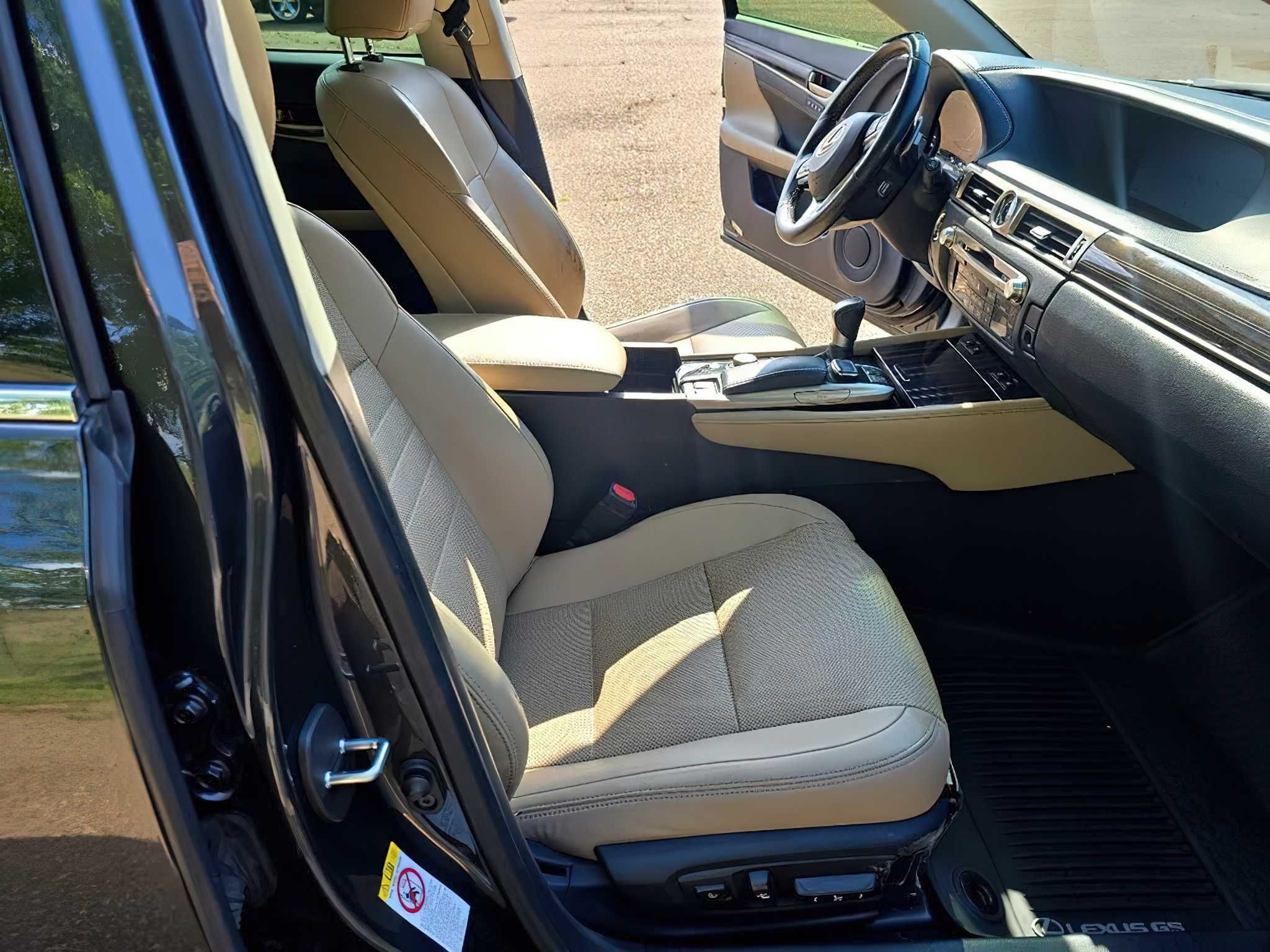 Lexus GS    2018