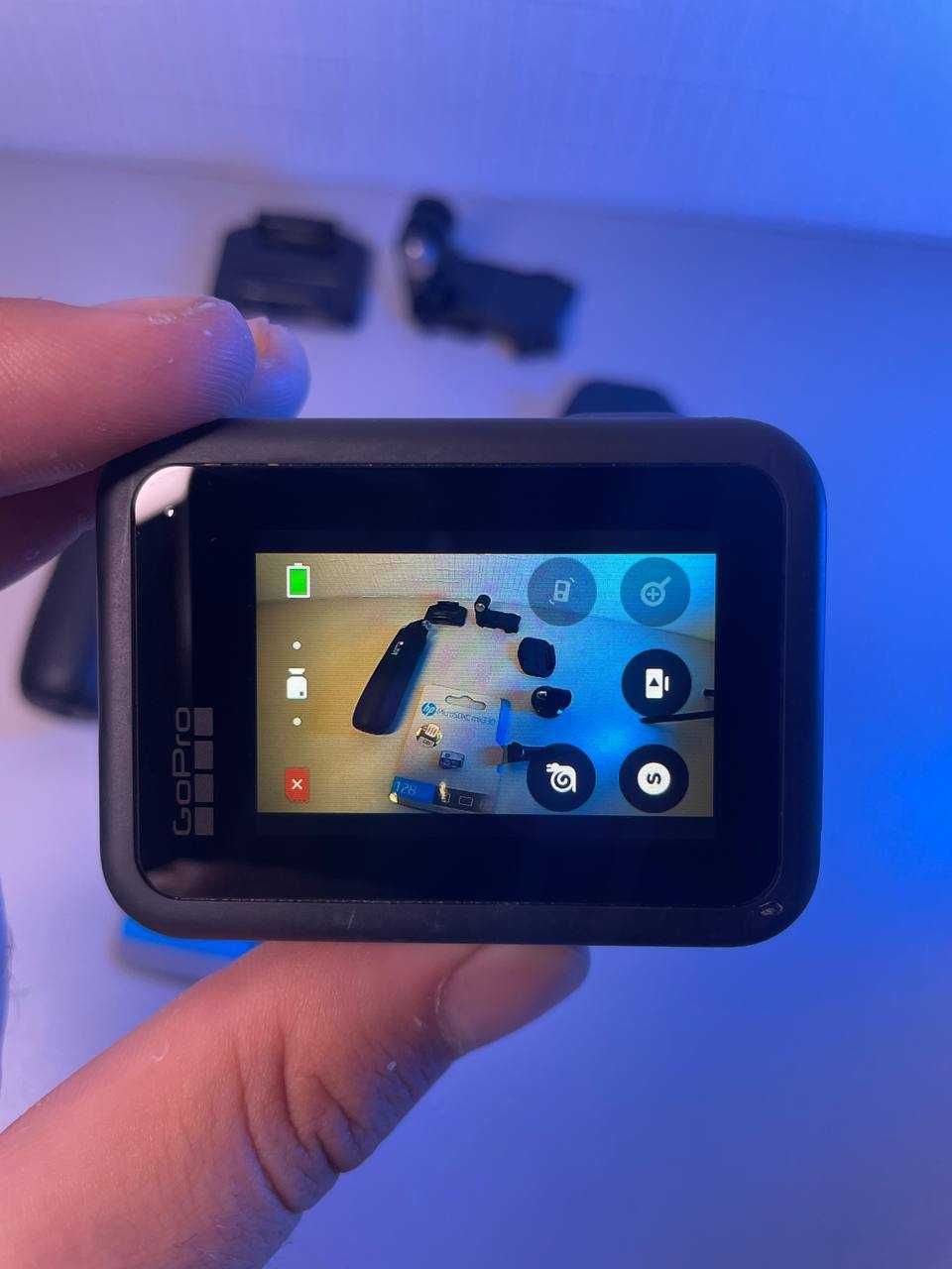 Екшн камера GoPro Hero8 Black в хорошому стані та з комплектом