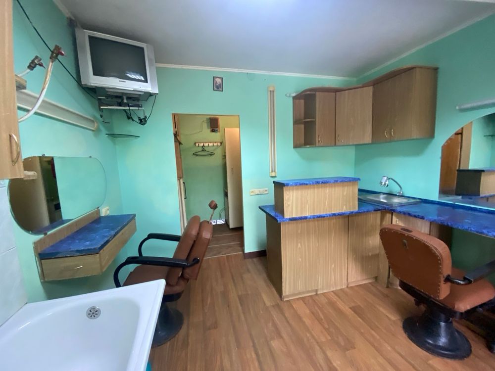Продаж не житлового приміщення на Гірницькому