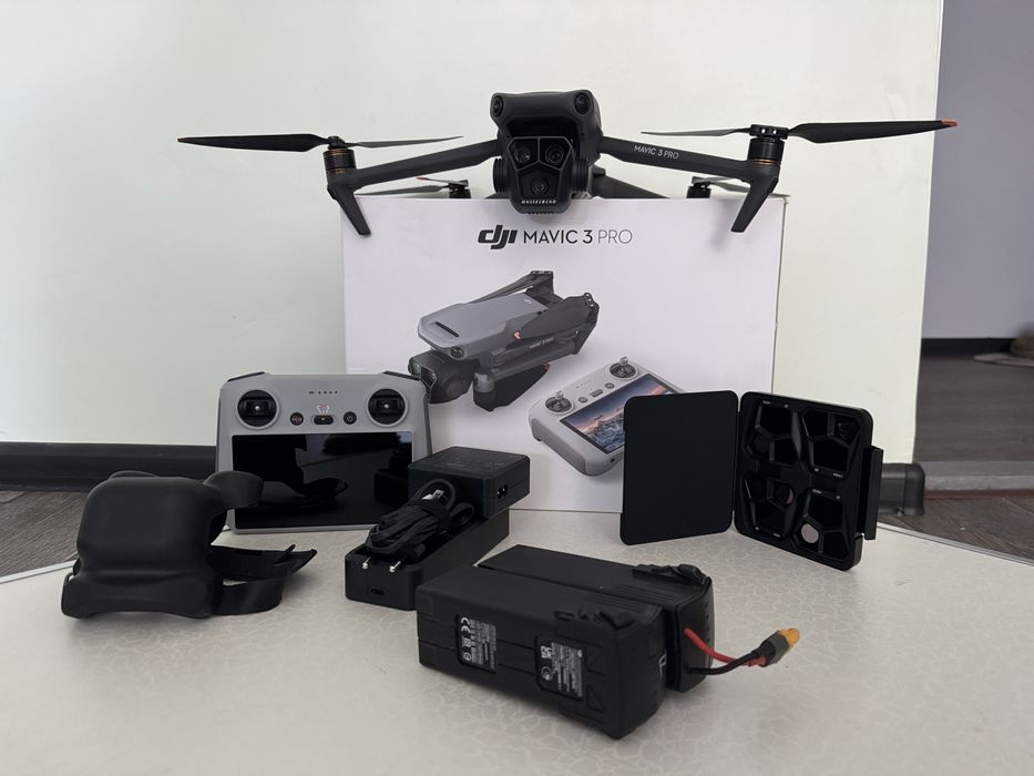 дрон DJI Mavic 3 Pro