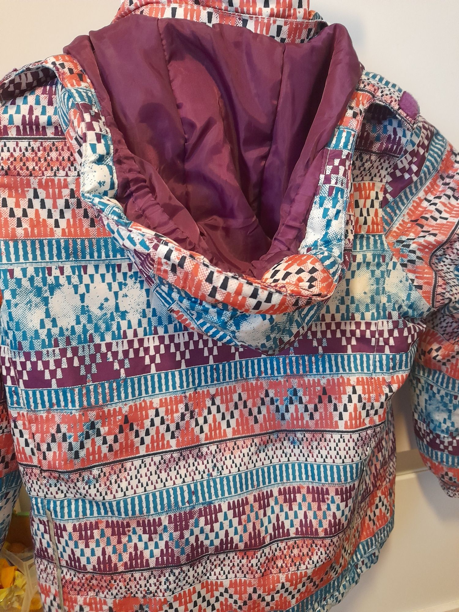 Kurtka rozmiar  122/128