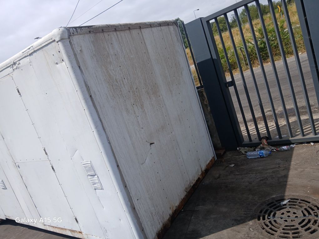 Contentor 4,7M e 2,5 A