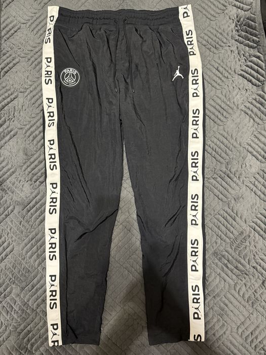 Нейлоновые штаны Jordan