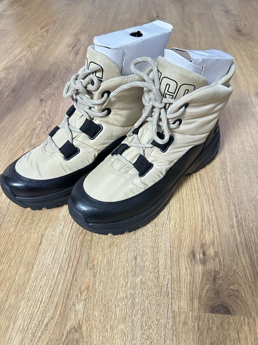 Зимові чоботи UGG