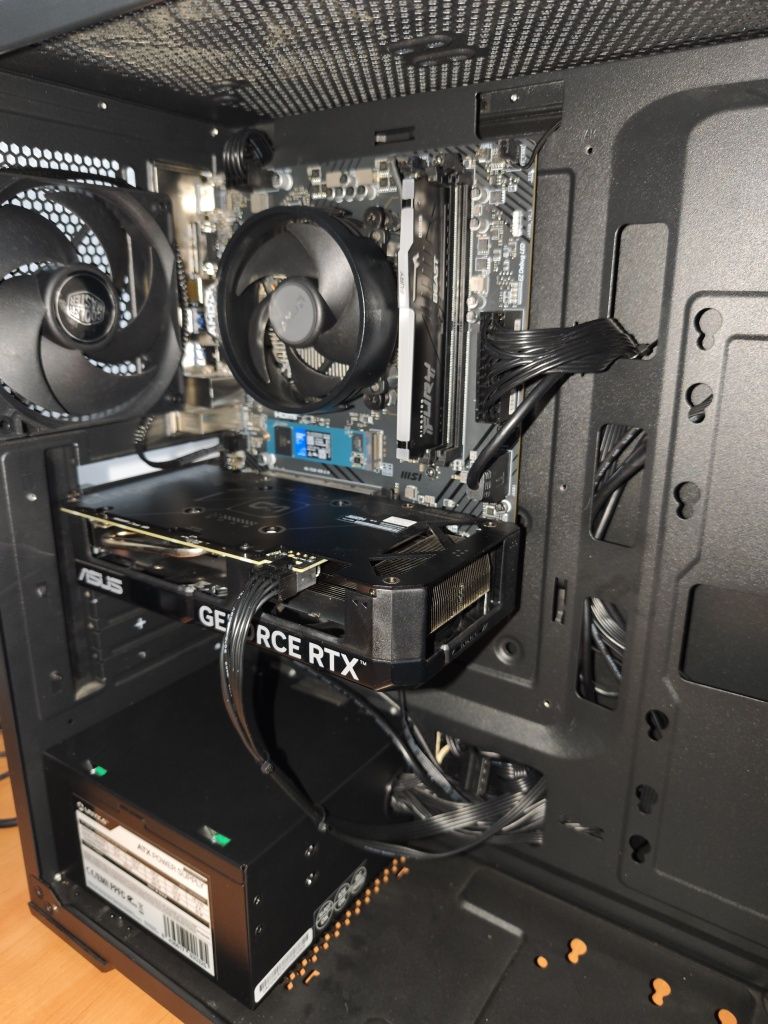 Desktop gaming ryzen 7 8700F c/ 4060