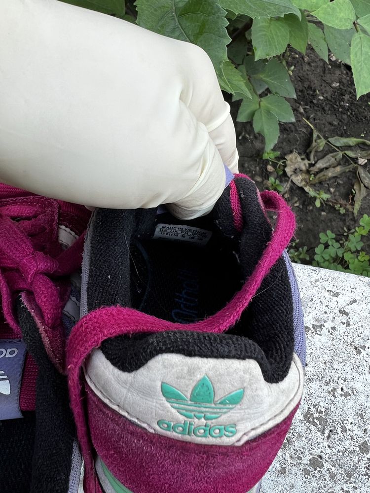 Кросівки Adidas , 30 розмір