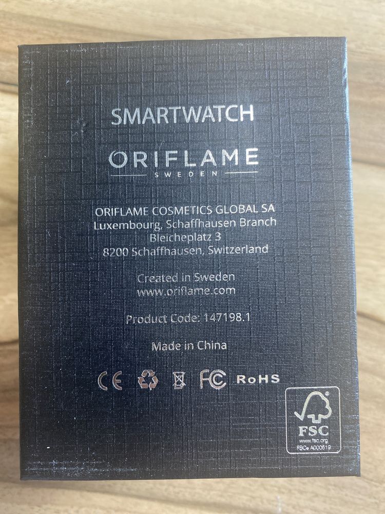 Smart Watch Rose Gold Elegant Oriflame нові