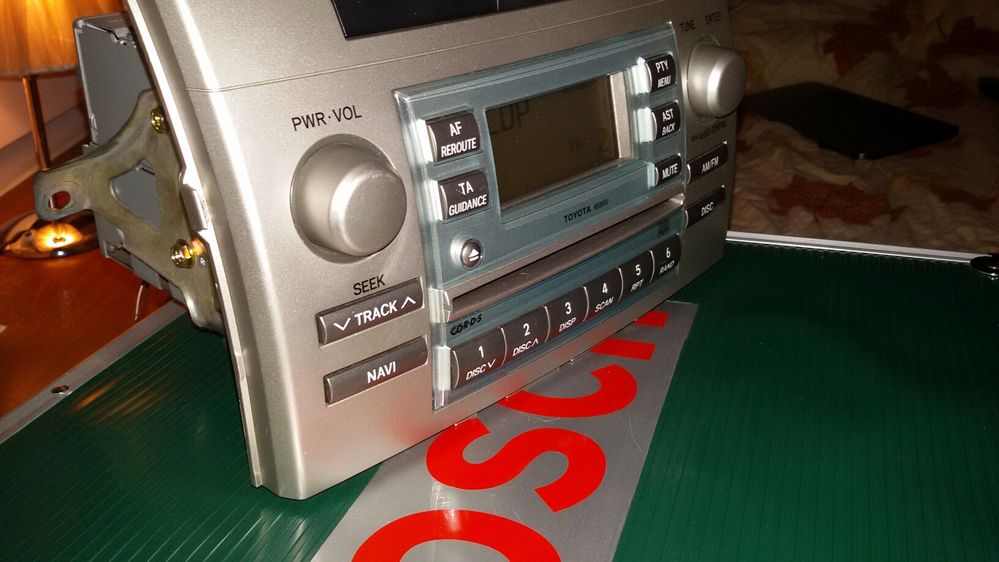 Radio Toyota Corolla verso W58810 Model