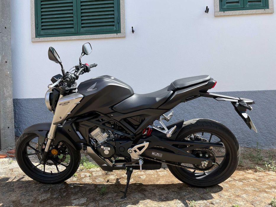 Honda CB125R 2020- Só 2.100Km - Estado Novo !