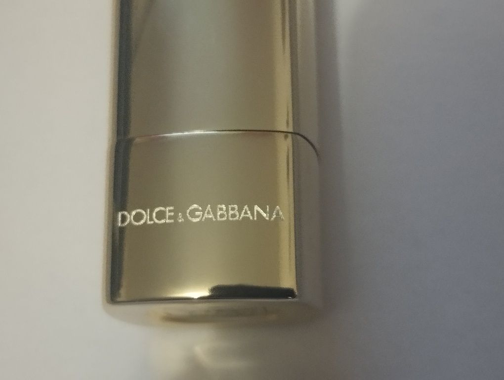 Помада DOLCE GABBANA оригінал.