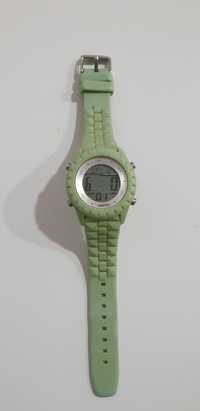 relogio WATX and CO com bracelete verde