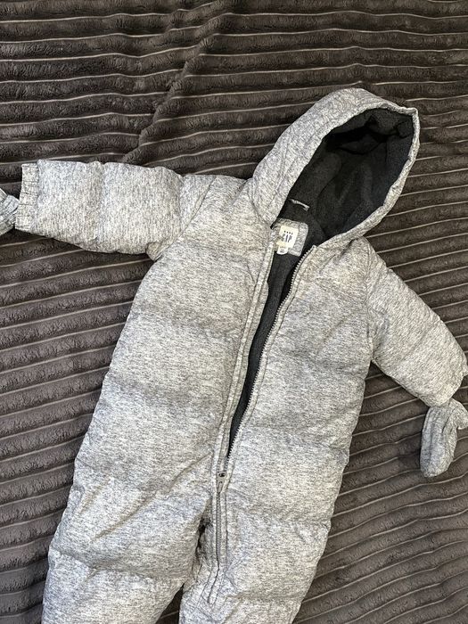 Зимовий комбінезон Gap