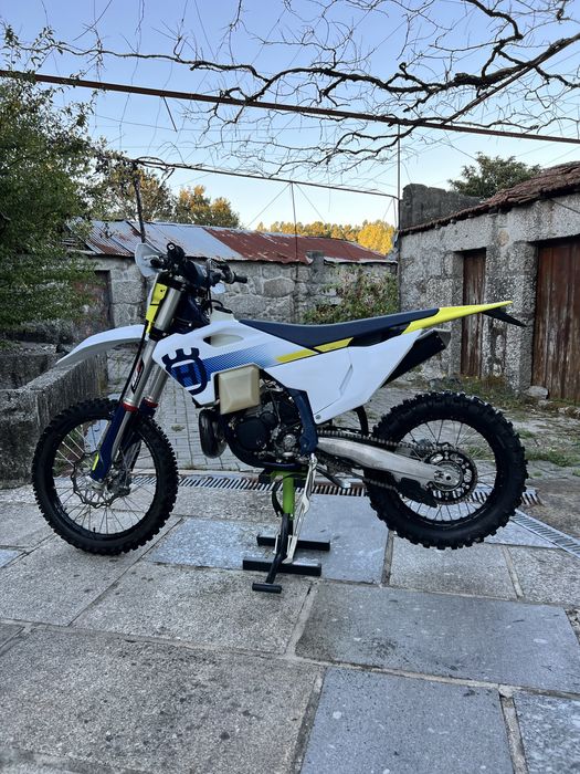 Husqvarna TE 300 TBI 2024
