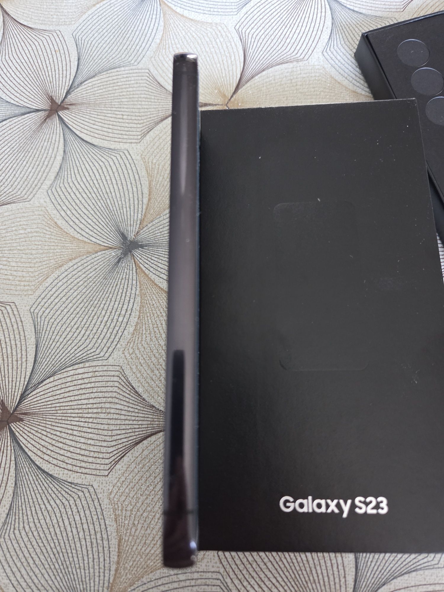 Samsung Galaxy s23 na gwarancji plus dodatki